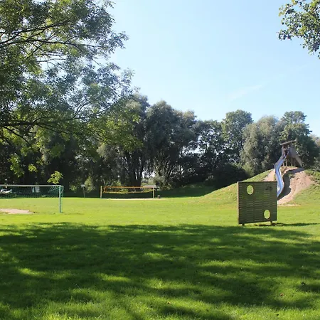 Strandnah - 1 Lejlighed *